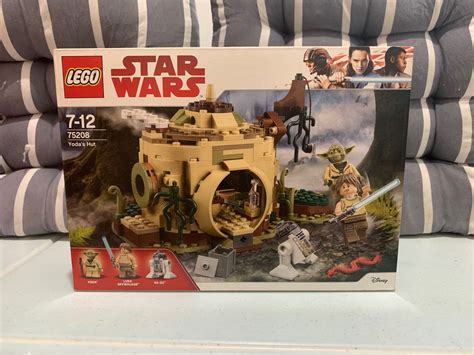 Lego Star Wars Yodas Hut Hobbies Toys Toys Games On Carousell