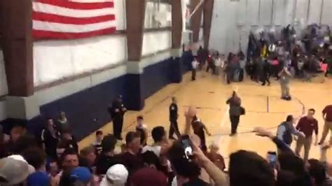 Travis Jocelyn Leads Verona Players Into Stands To Celebrate Sectional