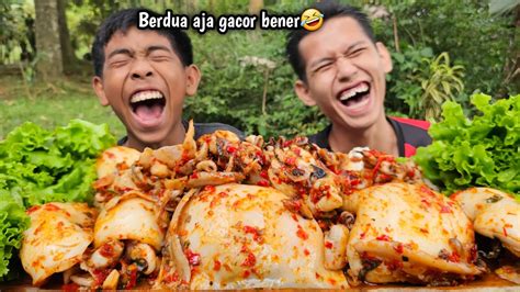 Berdua Aja Gacor Mukbang Cumi Balakutak Balado Bau Bau Nikmat Youtube