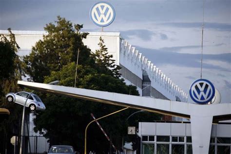 Vw Extiende Suspensión Hasta 1 De Junio Y Aplica Recorte Salarial