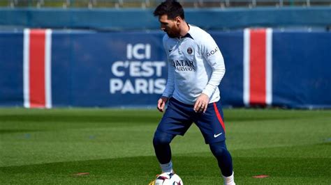 Ultras Del Psg Insultan A Lionel Messi