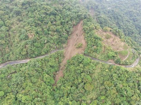 花蓮赤科山道路強震、豪雨3度崩塌 預計10月底搶通 地方 中央社 Cna