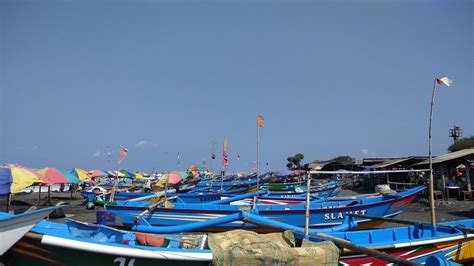 Tak Berani Melaut Karena Ombak Tinggi Nelayan Pantai Depok Bantul