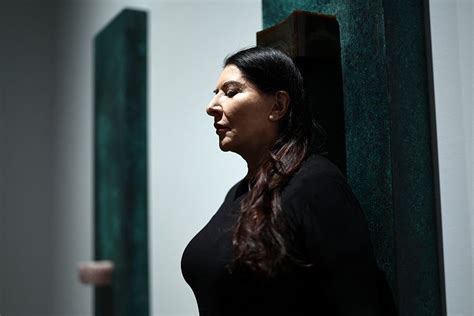 Visitors invited to squeeze through naked models in Marina Abramović s
