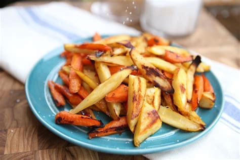 Honey Roasted Parsnips And Carrots Recipe Aggies Kitchen