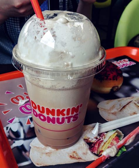 Cómo hacer café con leche helado Dunkin Donuts cafeyarmonia