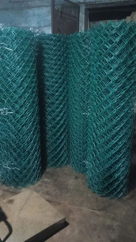 Galvanized Iron Pvc Coated Chain Link Mesh Fence Wire Diameter Mm To