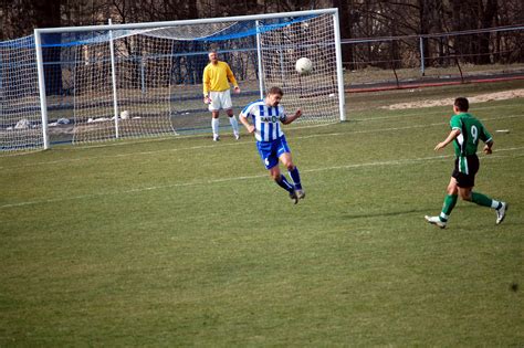 HISTORIA ŚWIĘTOKRZYSKIEJ PIŁKI NOŻNEJ SEZON 1992 1993 II LIGA