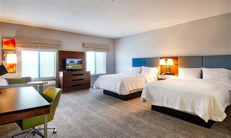 Hotels in Hemet, CA - Hampton Inn & Suites Hemet Hotel