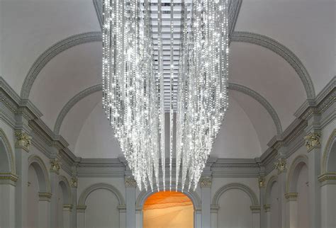 Leo Villareal S 23 000 Points Of Light Illuminate The Renwick Gallery