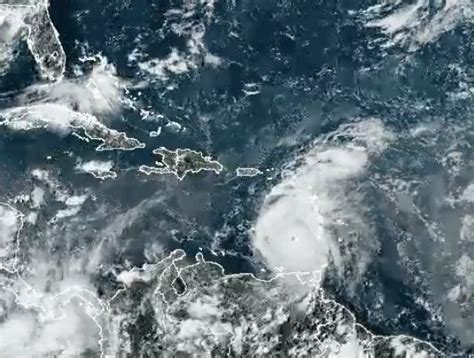 Por Beryl Aviso Tormenta Tropical Desde Palenque A Pedernales