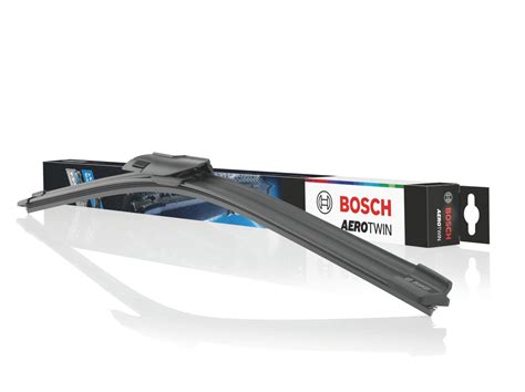 New Bosch Aerotwin J E T Blade With Spray Nozzles Integrated In Wiper