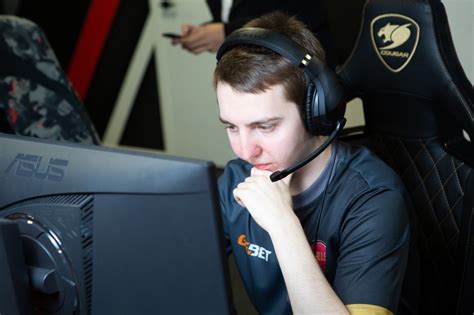 Fnatic Rising выходят в гранд финал группы Б Итоги игрового дня WePlay