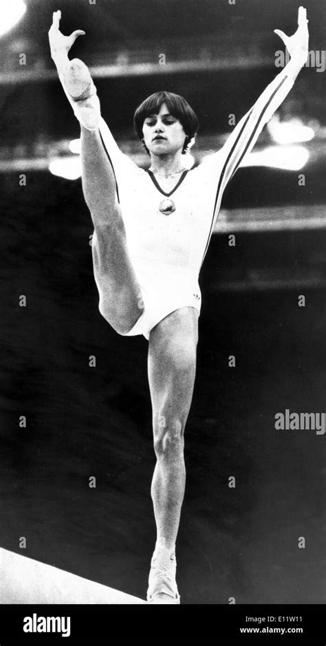 Nadia Comaneci Bilder Nadia Comaneci Photos Free Royalty Free Stock