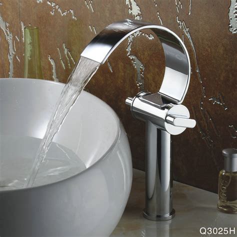 Special Design Brass Chrome Finish Waterfall Curve Spout Bathroom Sink