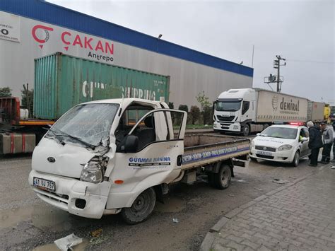 Kocaeli De Kamyonet Park Halindeki T Ra Arpt Yaral