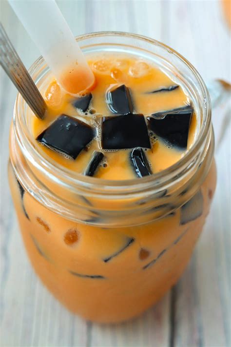 Thai Iced Milk Tea With Grass Jelly That Spicy Chick