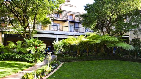 Protea Hotel by Marriott Johannesburg Balalaika Sandton – Royal African ...