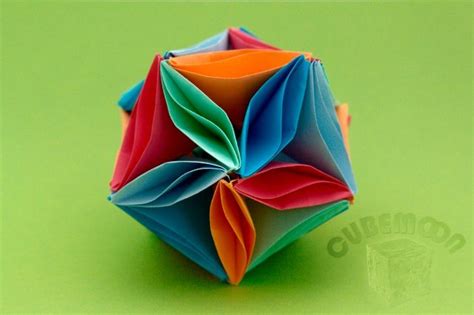 Origami Maniacs: Origami Waves by Meenakshi Mukerji