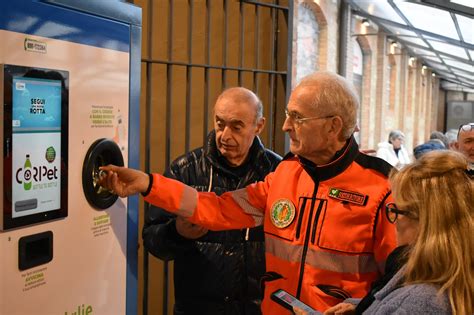 A Castelnuovo Berardenga Inaugurato Lecocopattatore Al Negozio Coop Di