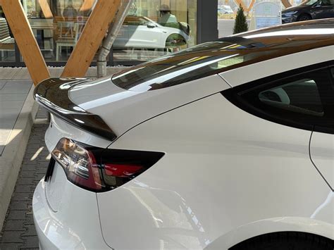 Model 3 Spoiler nachrüsten 502 von ChickenWing Model 3 Probleme