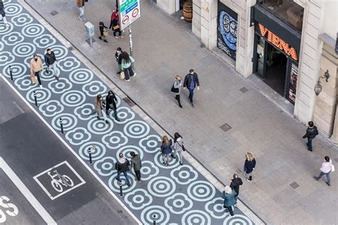 La nueva atracción en Barcelona son sus calles peatonales imágenes