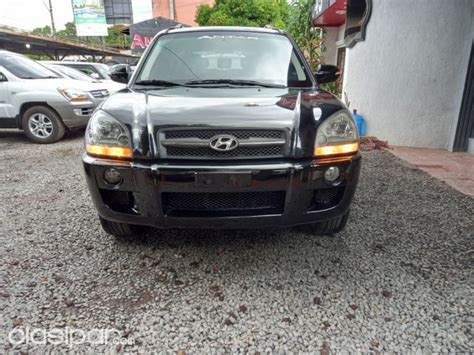 VENDO HYUNDAI TUCSON RECIEN IMPORT FULL SIN USO EN PY TR CON CESAR