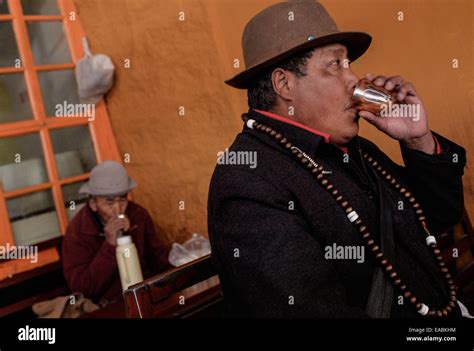 Lhasa China S Tibet Autonomous Region 11th Nov 2014 Customers Drink