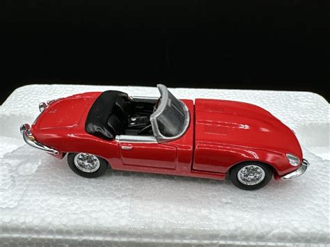 1998 Hot Wheels 100 Legends RED Jaguar XKE Convertible Jay Leno