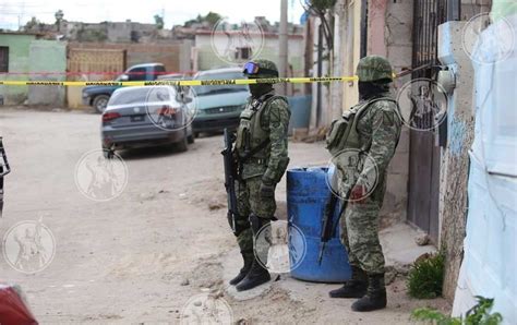 Vecinos Escuchan 4 Balazos Y Luego Ven Tirada A Mujer Afuera De Su Vivienda