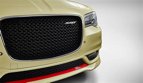 Chrysler Pays Homage To Australia’s 1969 Valiant Pacer With 300 SRT ...