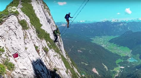 Tourists Climb Austrian “Stairway to Heaven” Hovering Over 2,000ft Abyss