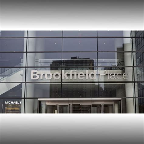 asset manager brookfield  sell  stake  data infrastructure