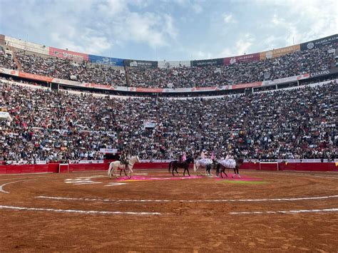 La M Xico Presenta Los Carteles De La Feria Del Aniversario Con La