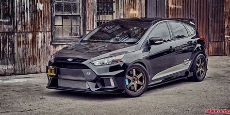 2022 Ford Focus St White Black Rims