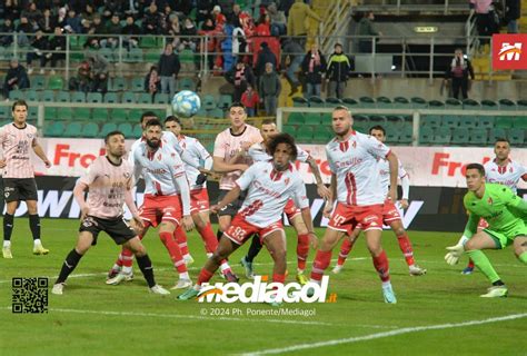 FOTO Palermo Bari 3 0 23ª giornata Serie B 2023 2024 GALLERY Mediagol