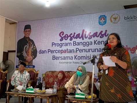 Bkkbn Kalbar Dan Komisi Ix Dpr Ri Sosialisasikan Percepat Penanganan