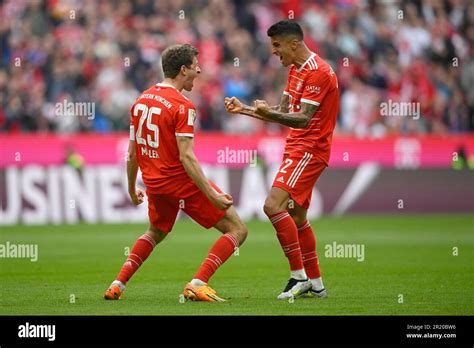 Goal Celebration Thomas Mueller Fc Bayern Muenchen Fcb 25 With Joao