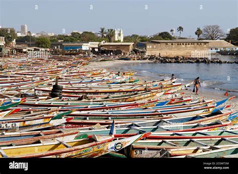 Senegal culture hi-res stock photography and images - Alamy