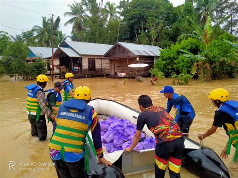 Dinsos Bangun Dapur Umum Dan Distribusikan Bantuan