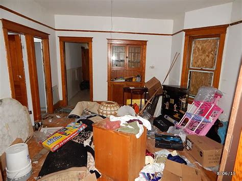 Inside Kanye Wests Once Foreclosed Childhood Home With Donda