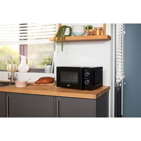 Beko 20L Solo Microwave - Black MOC20100BFB | Appliances Direct