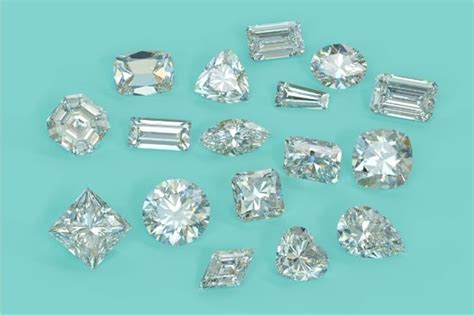 The Complete Guide To Diamond Shapes Like Round Square Triangular