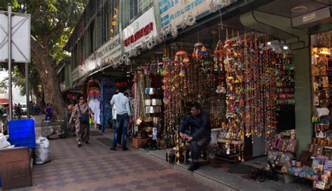 7 Markets That are Best for Shopping in Delhi - lifeberrys.com