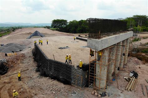 Obras P Blicas Avanza Construcci N De Primer Paso A Desnivel En La Zona