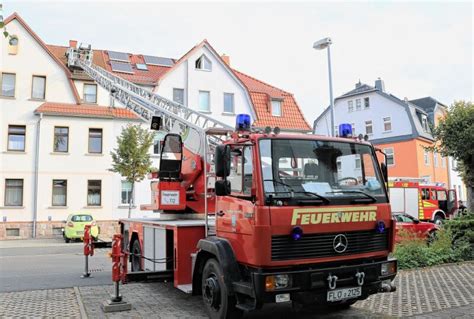 Rettung per Drehleiter in Flöha Blick Mittelsachsen