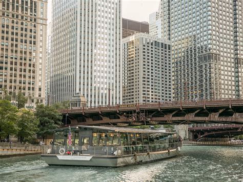 15 Best Boat Tours in Chicago for 2024 | Best Things to Do in Chicago