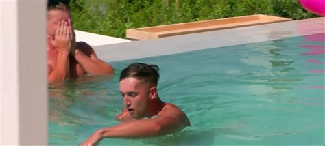 AusCAPS Mitchell Eliot Nude In Love Island Australia