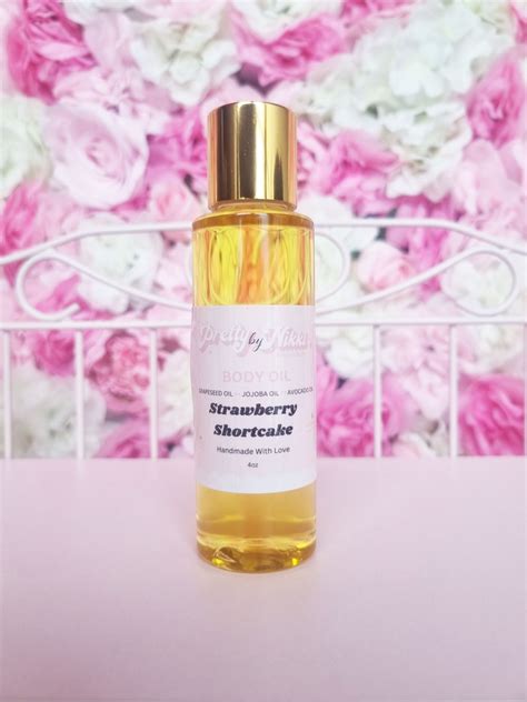 Strawberry Shortcake 🍰body Oil Pretty By Nikki