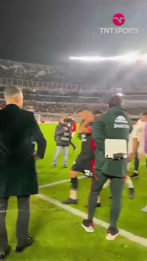 Lo Que No Se Vio Del Debut De Claudio DIABLITO ECHEVERRI En River El